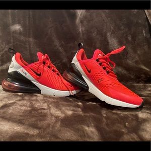 Nike Air Max 270 Kids 7Y/Women’s 8.5